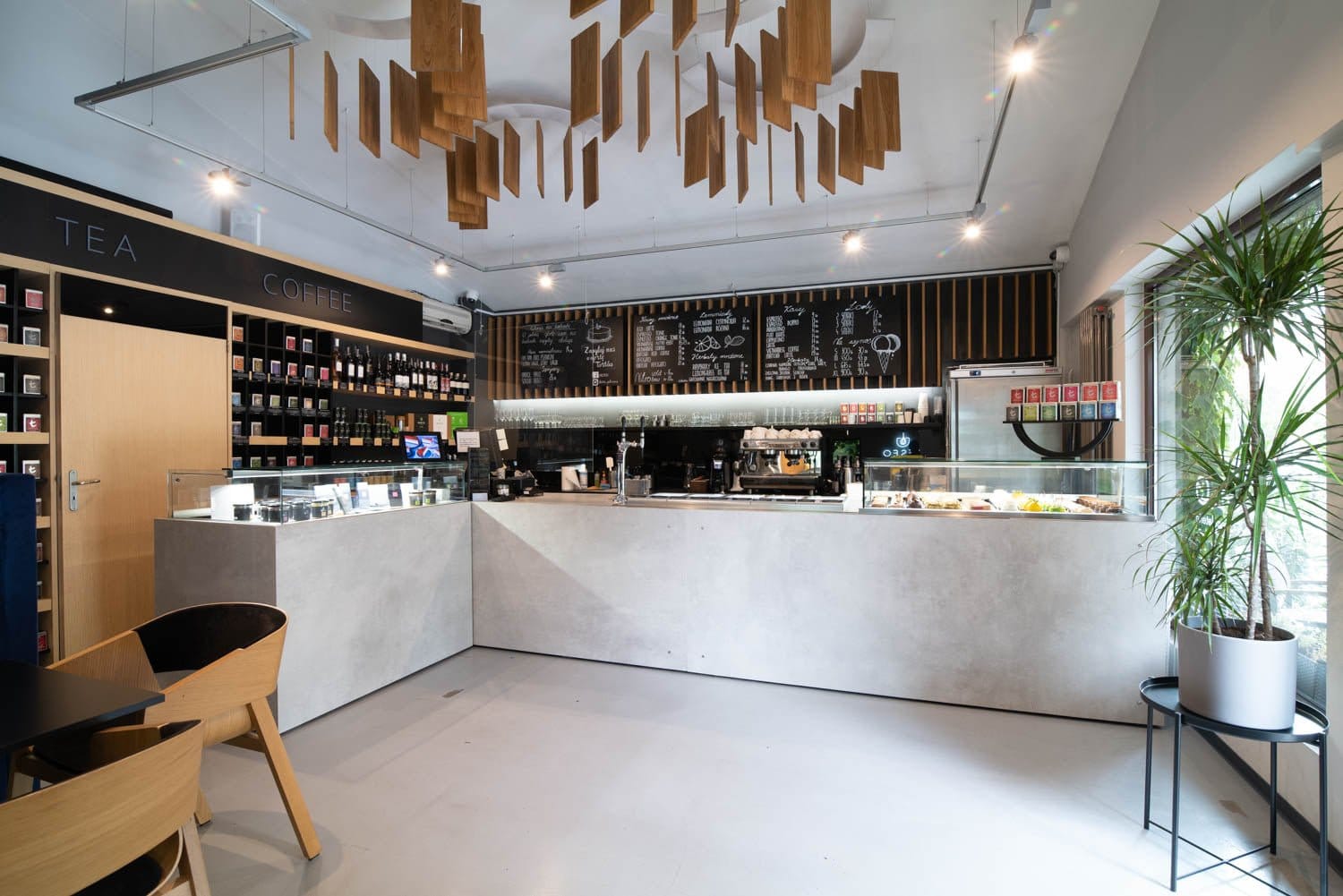 DESEO Patisserie & Chocolaterie. ul. Burakowska 5/7, 01-066 Warszawa
