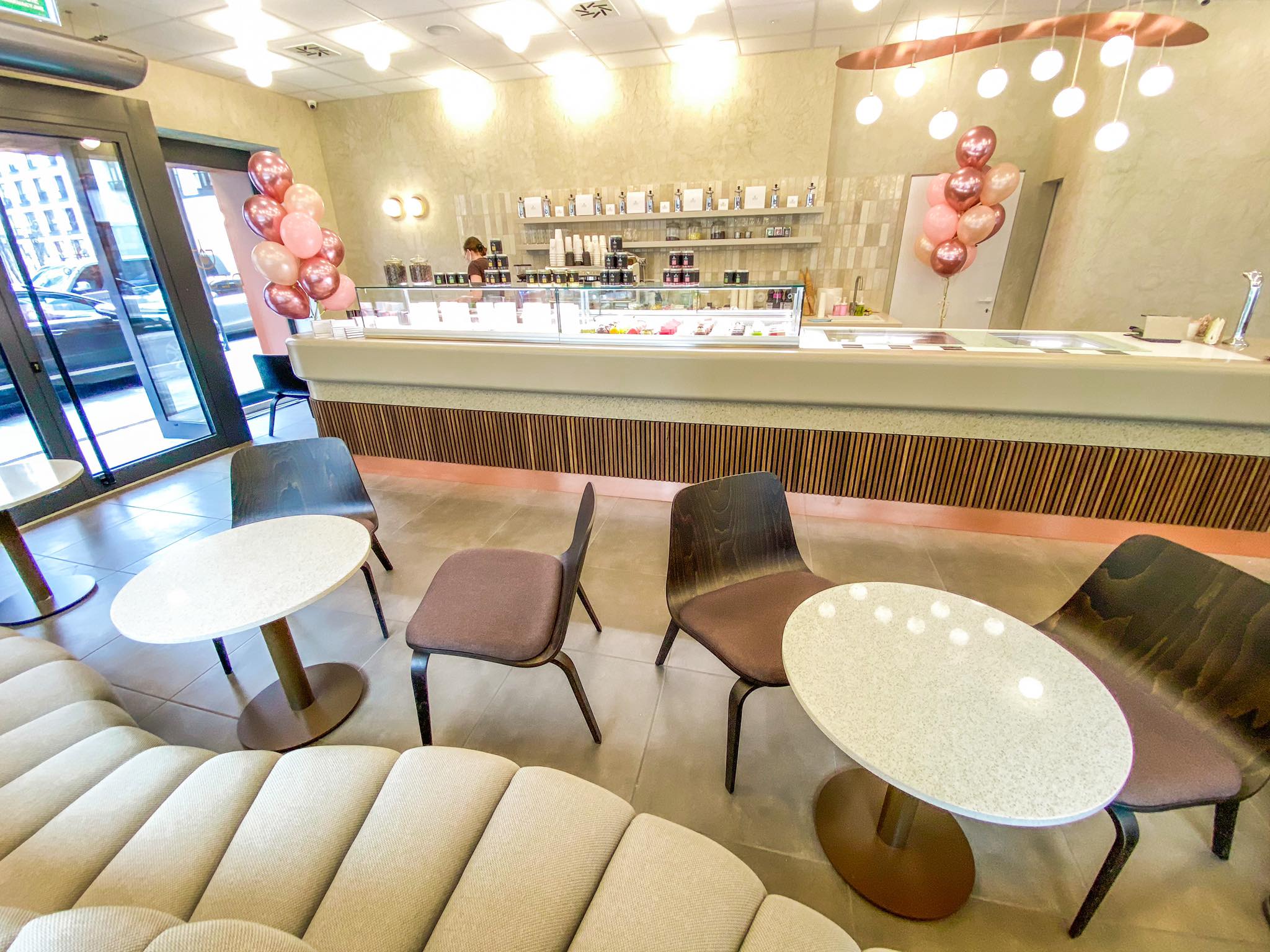 DESEO Patisserie & Chocolaterie - Browary Warszawskie. ul. Krochmalna 59, 00-864 Warszawa