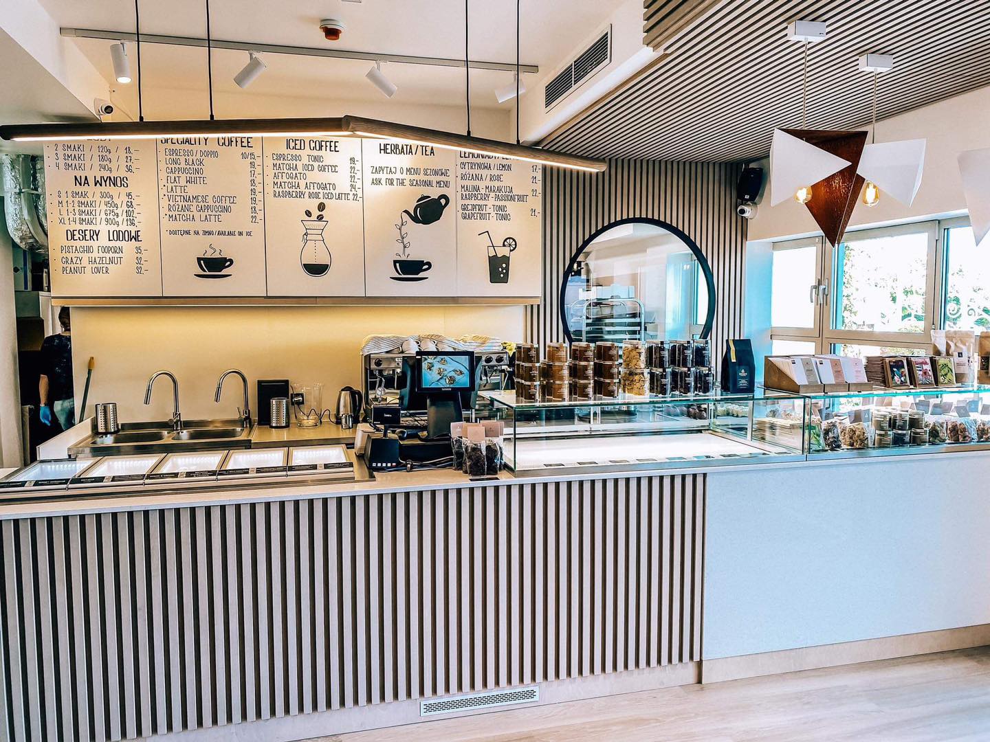 DESEO Patisserie & Chocolaterie. Plac Zdrojowy 2, 81-718 Sopot
