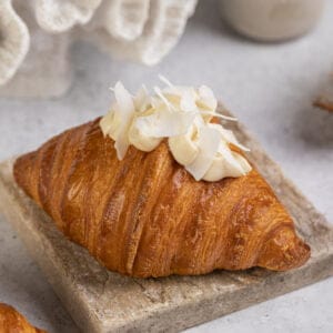 Croissant Coconut & Almond