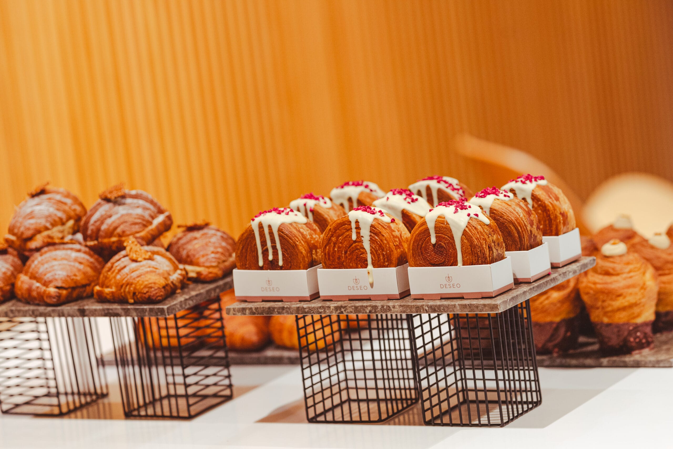 Sweet Moments with DESEO – Our Baked Goods for Every Corporate Occasion.