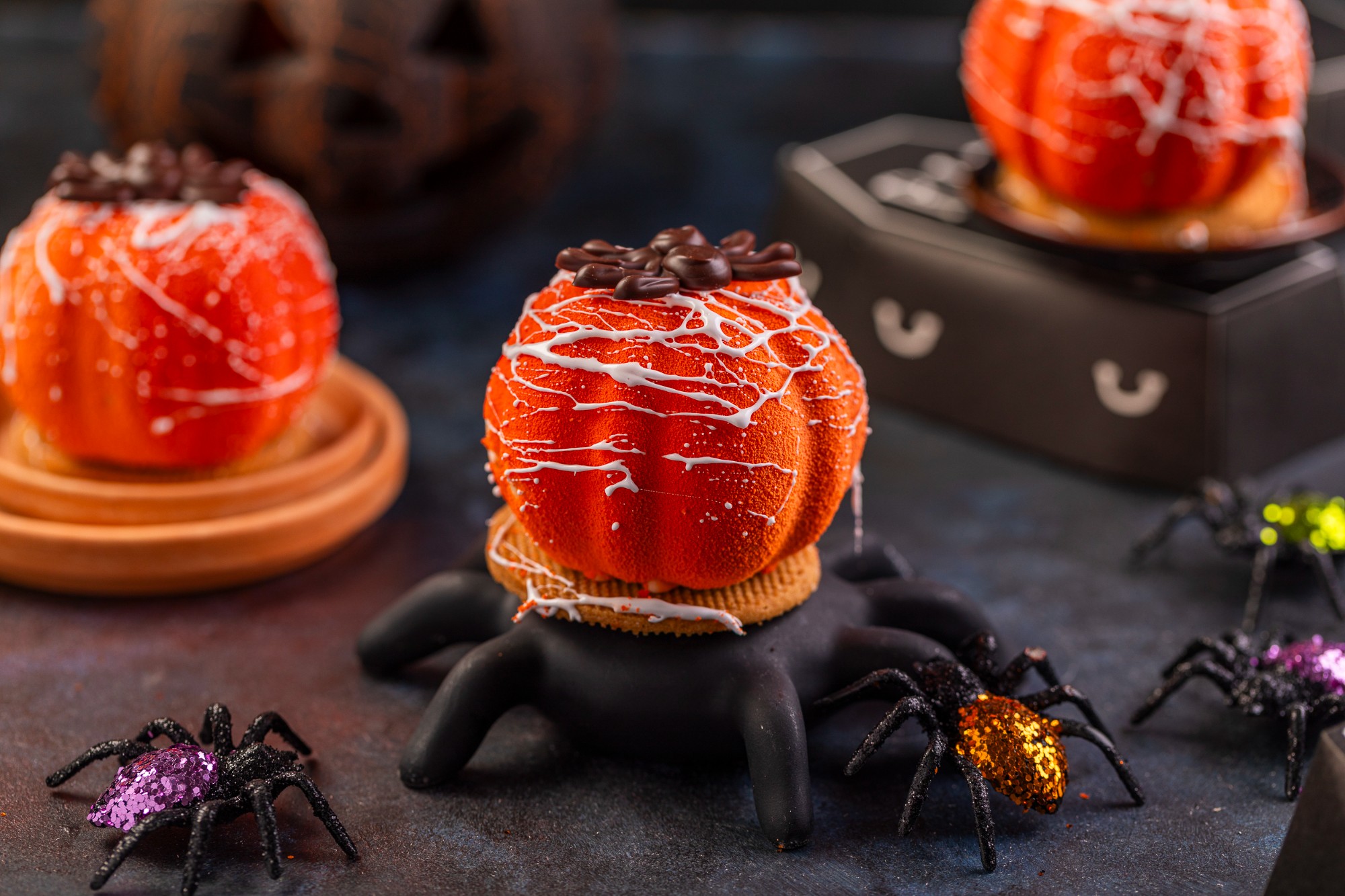 Upiornie smaczne ciastka w DESEO! Halloween 2025 pełne słodyczy i grozy!